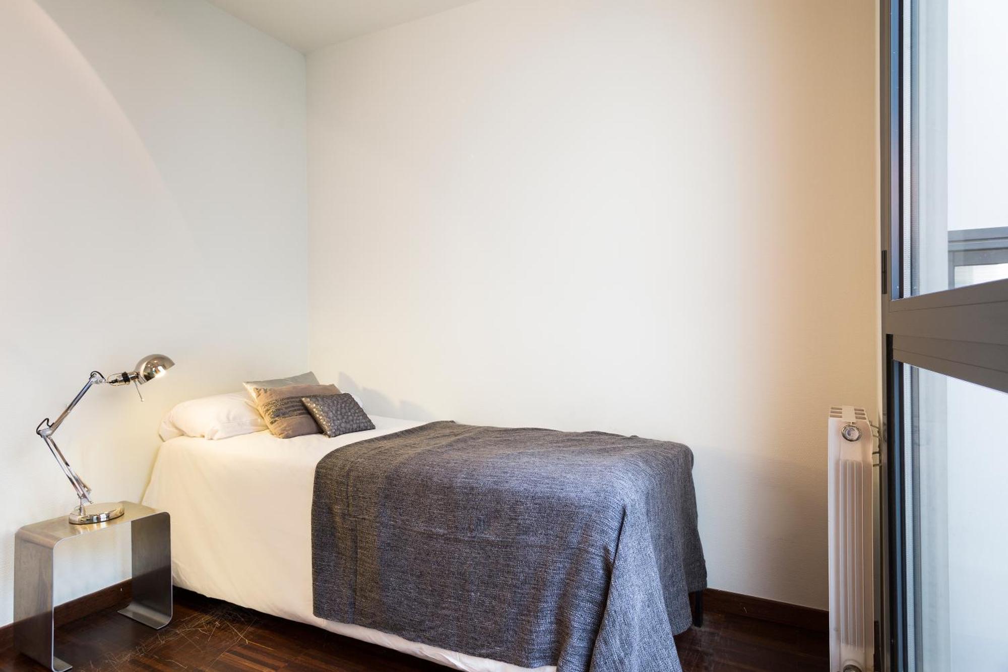 Apartment Barcelona Rentals - Sarria Apartments Near Center Bilik gambar