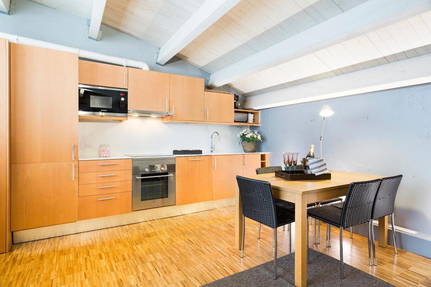 Apartment Barcelona Rentals - Sarria Apartments Near Center Bilik gambar
