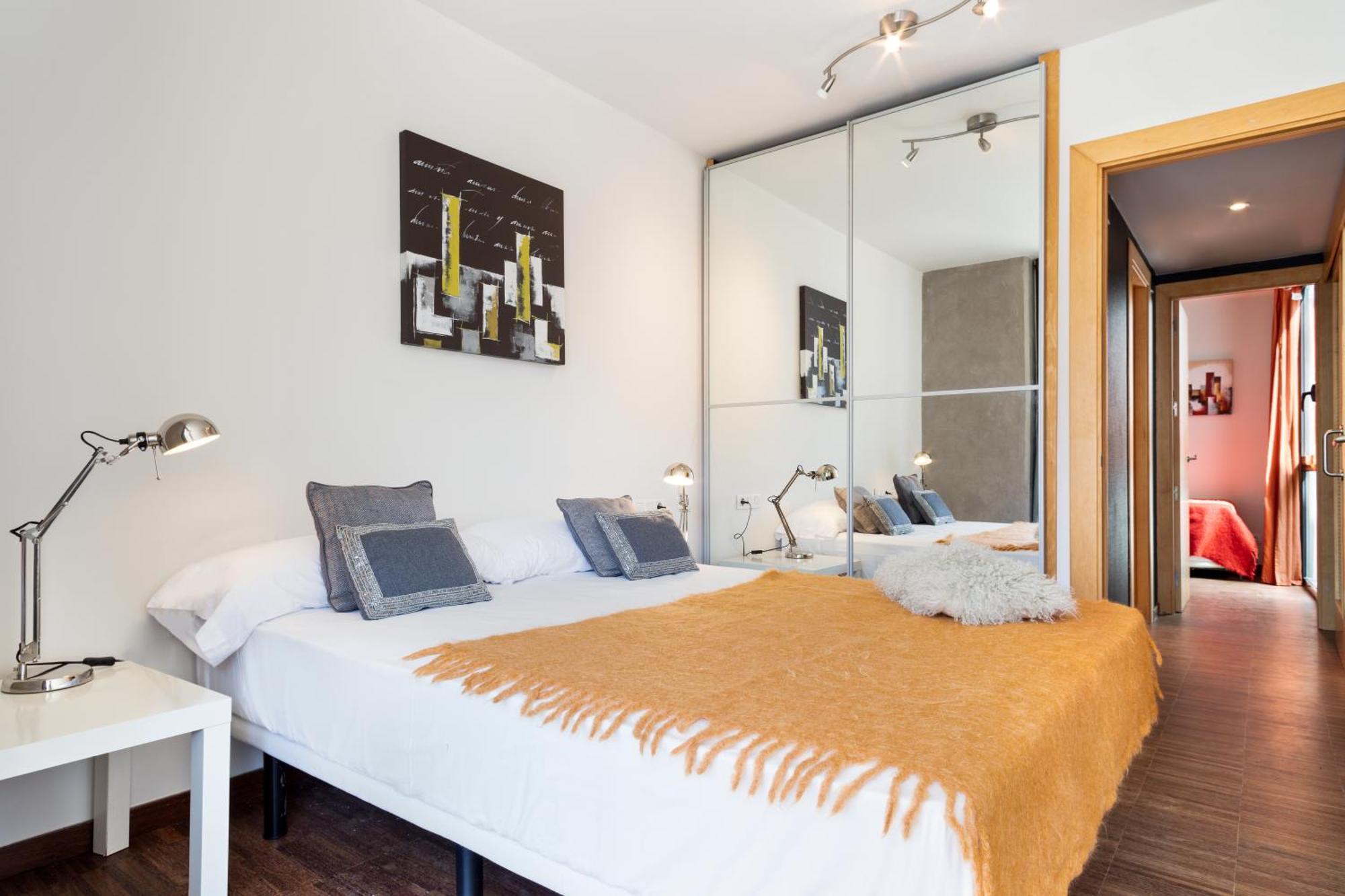 Apartment Barcelona Rentals - Sarria Apartments Near Center Bilik gambar