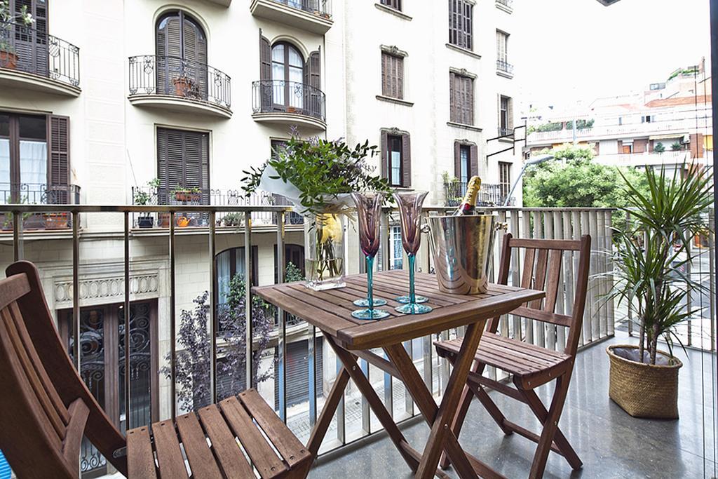 Apartment Barcelona Rentals - Sarria Apartments Near Center Luaran gambar
