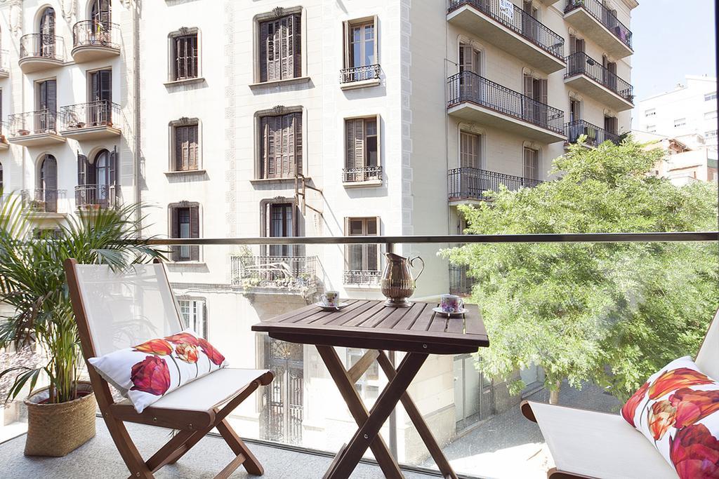 Apartment Barcelona Rentals - Sarria Apartments Near Center Luaran gambar