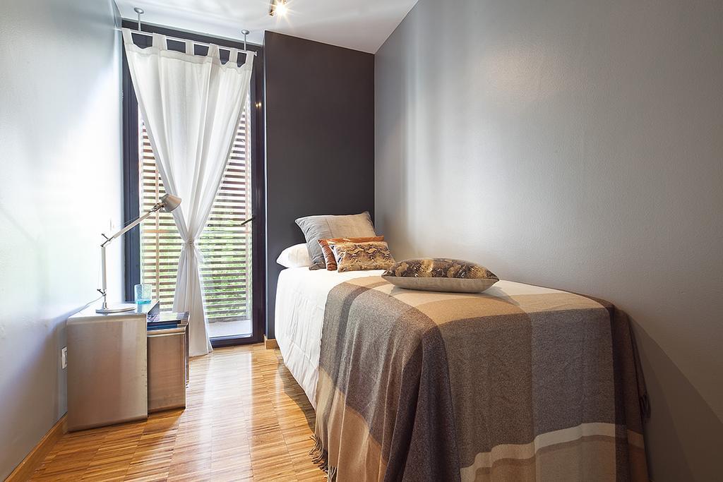 Apartment Barcelona Rentals - Sarria Apartments Near Center Luaran gambar